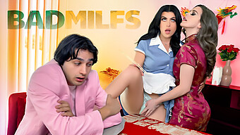 Milfs ขนดกและแย่ในเซ็กส์สามคนต้องห้ามกับวัยรุ่นที่น่าอึดอัด