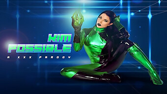 Watch Alex Coal In Her Shego Cosplay As She Shows You How To Become A Villain