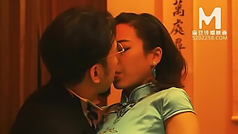 Pussy Licking And Kissing In A Hot Asian Orgy Video