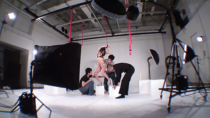 Japanese Teen'S Accidental Creampie In Homemade Photo Shoot