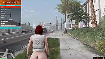 Gtav-Naked Lady Shows Off Her Curves