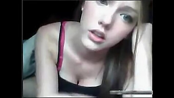 Young Adult Pleasures Themselves On Webcam