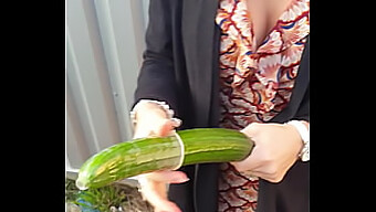 Amateur Roodharige Wordt Anaal Genomen In De Supermarkt